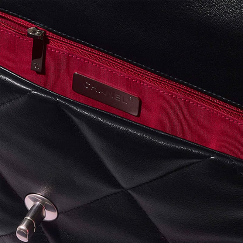 Сумка через плечо CHANEL 19Bag - изображение 6