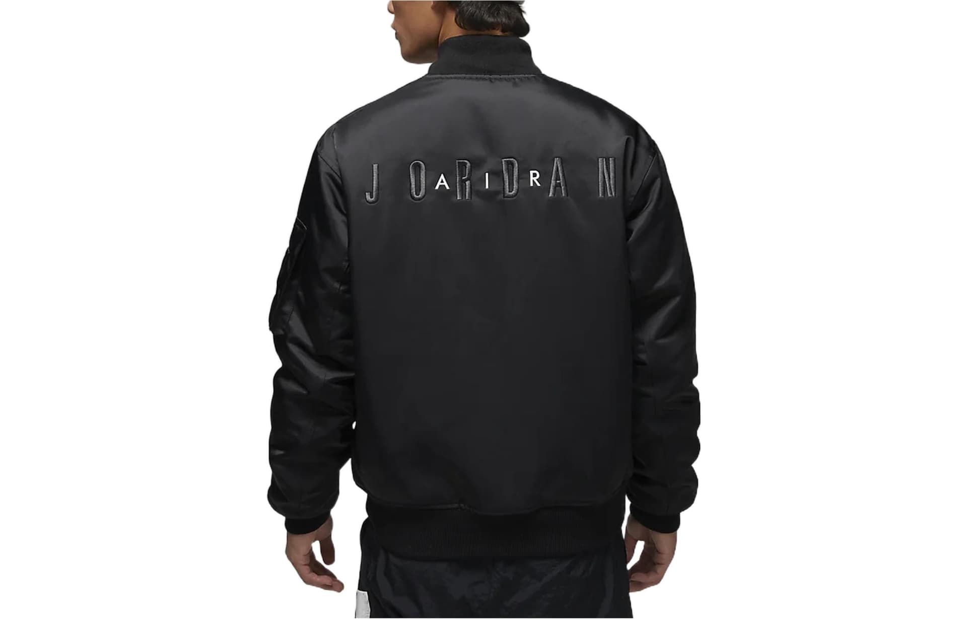 Куртка Jordan Essentials Black Jacket - изображение 4