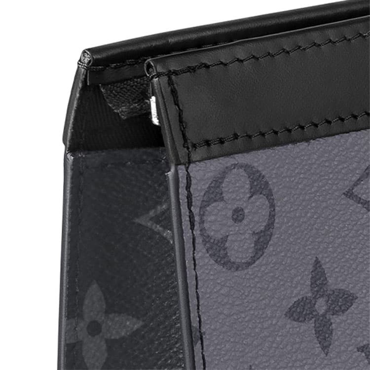 Косметичка Louis Vuitton Pochette Voyage MM - изображение 5