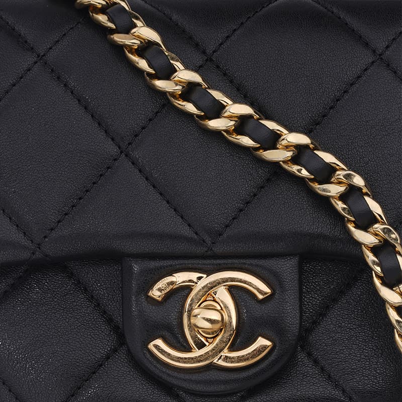 Сумка через плечо CHANEL 23 - изображение 5