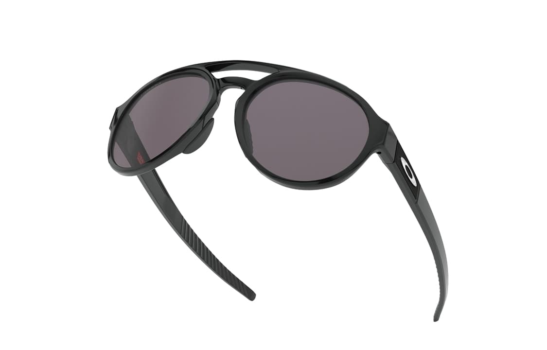Солнцезащитные очки Oakley - изображение 2