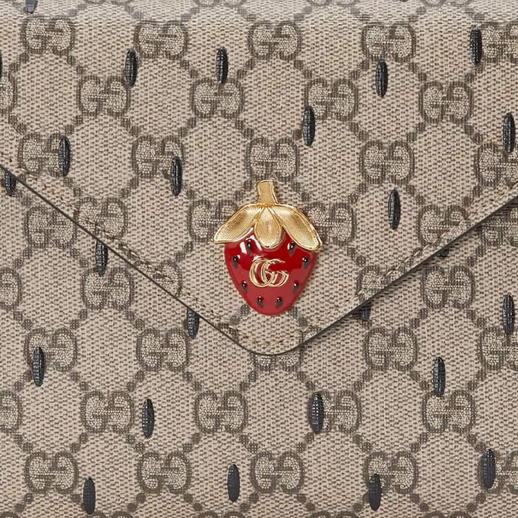 Кошелек Gucci Strawberry Chain Wallet - изображение 8