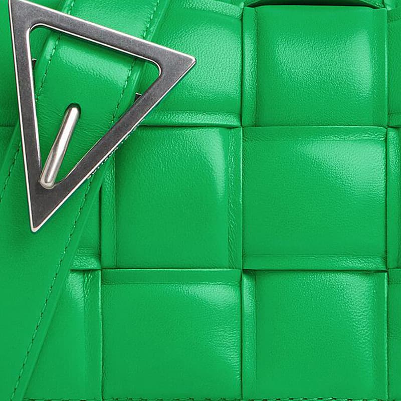 Сумка через плечо Bottega Veneta Padded Cassette Green - изображение 5