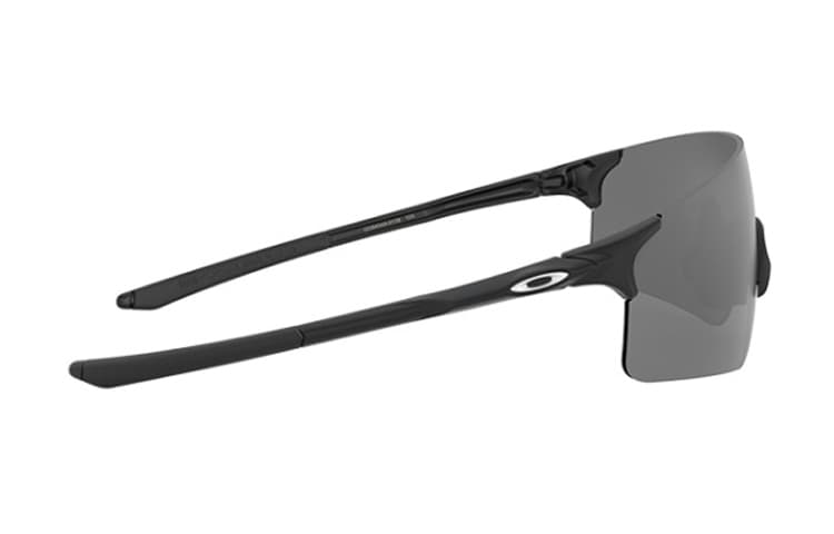 Солнцезащитные очки Oakley - изображение 3