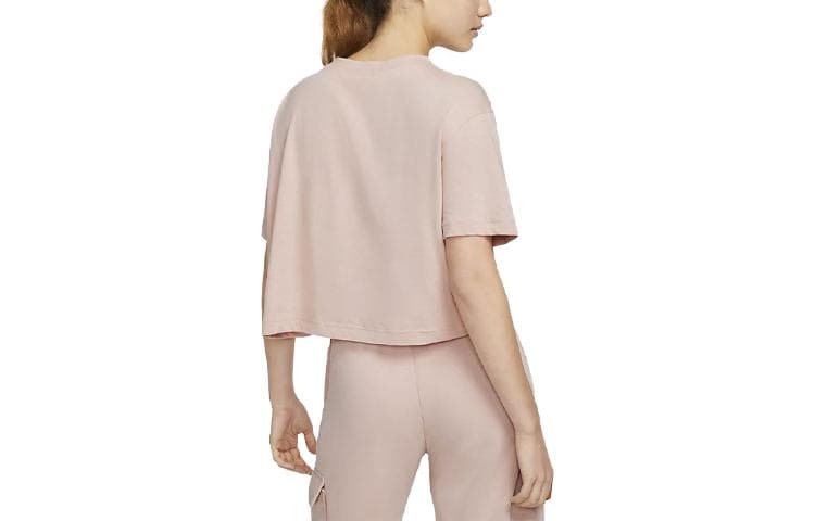 Nike Sportswear Essential LogoT - изображение 2