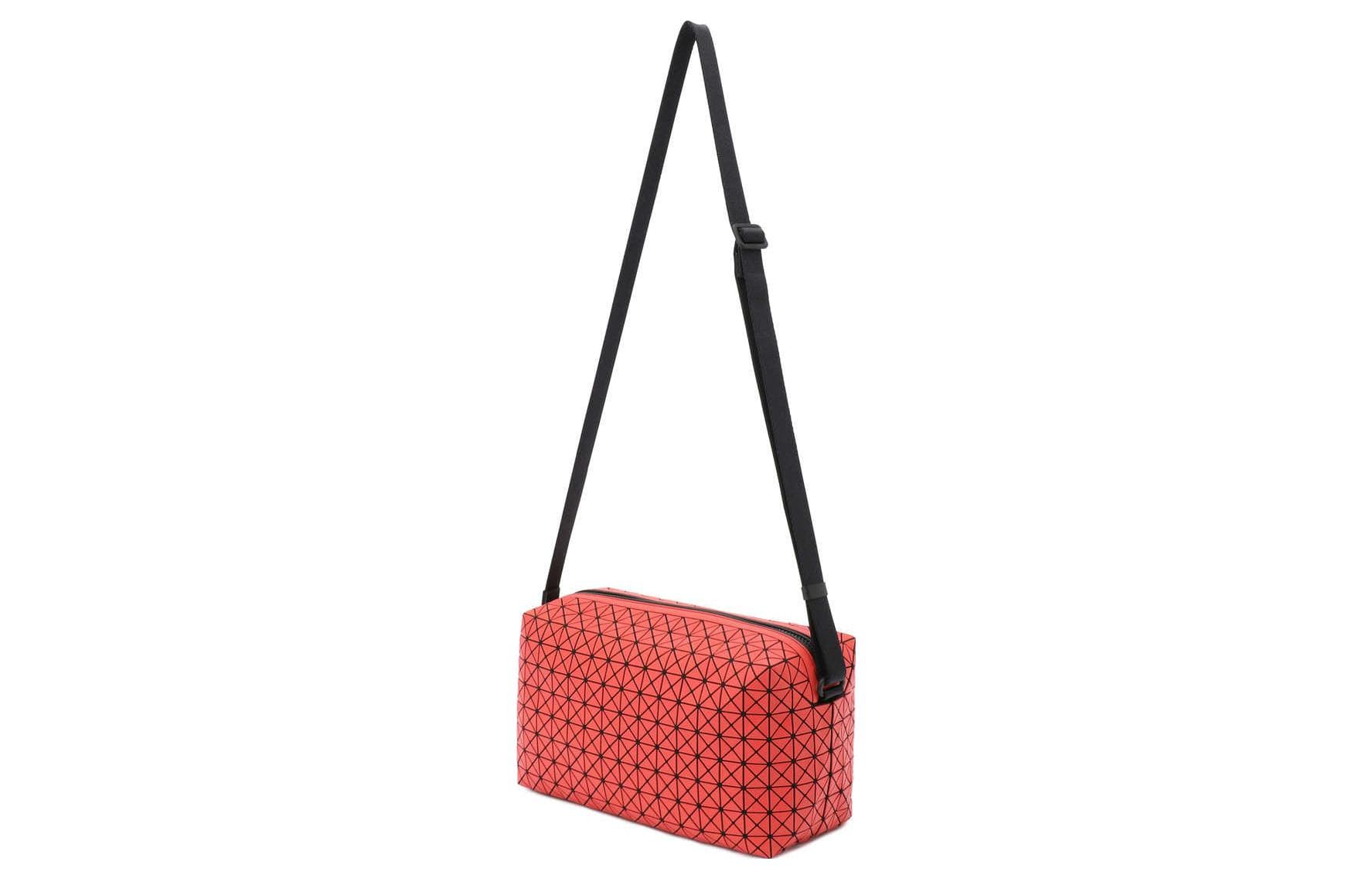 Сумка через плечо ISSEY MIYAKE Saddle Bag - изображение 2