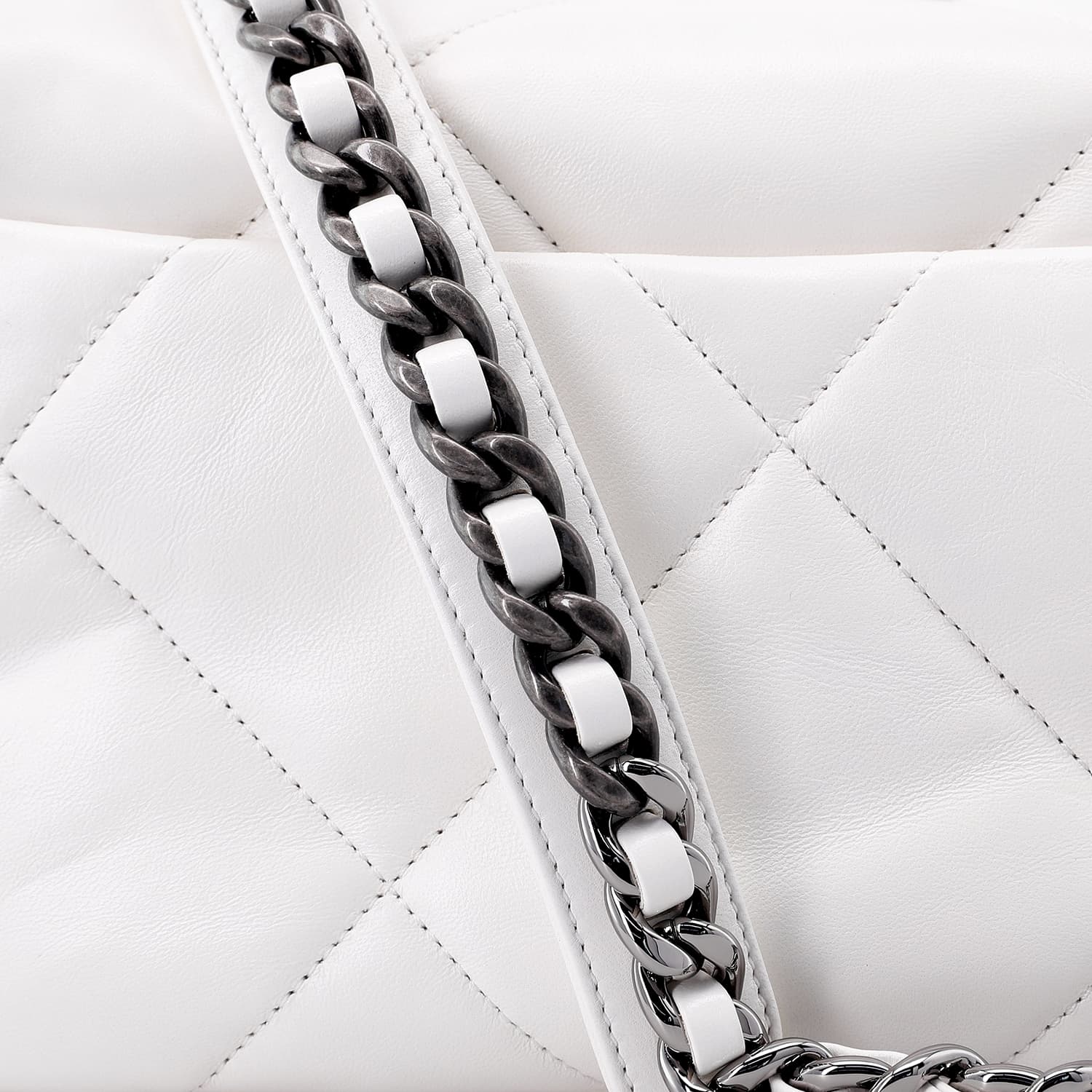 Сумка через плечо CHANEL 19Bag - изображение 6