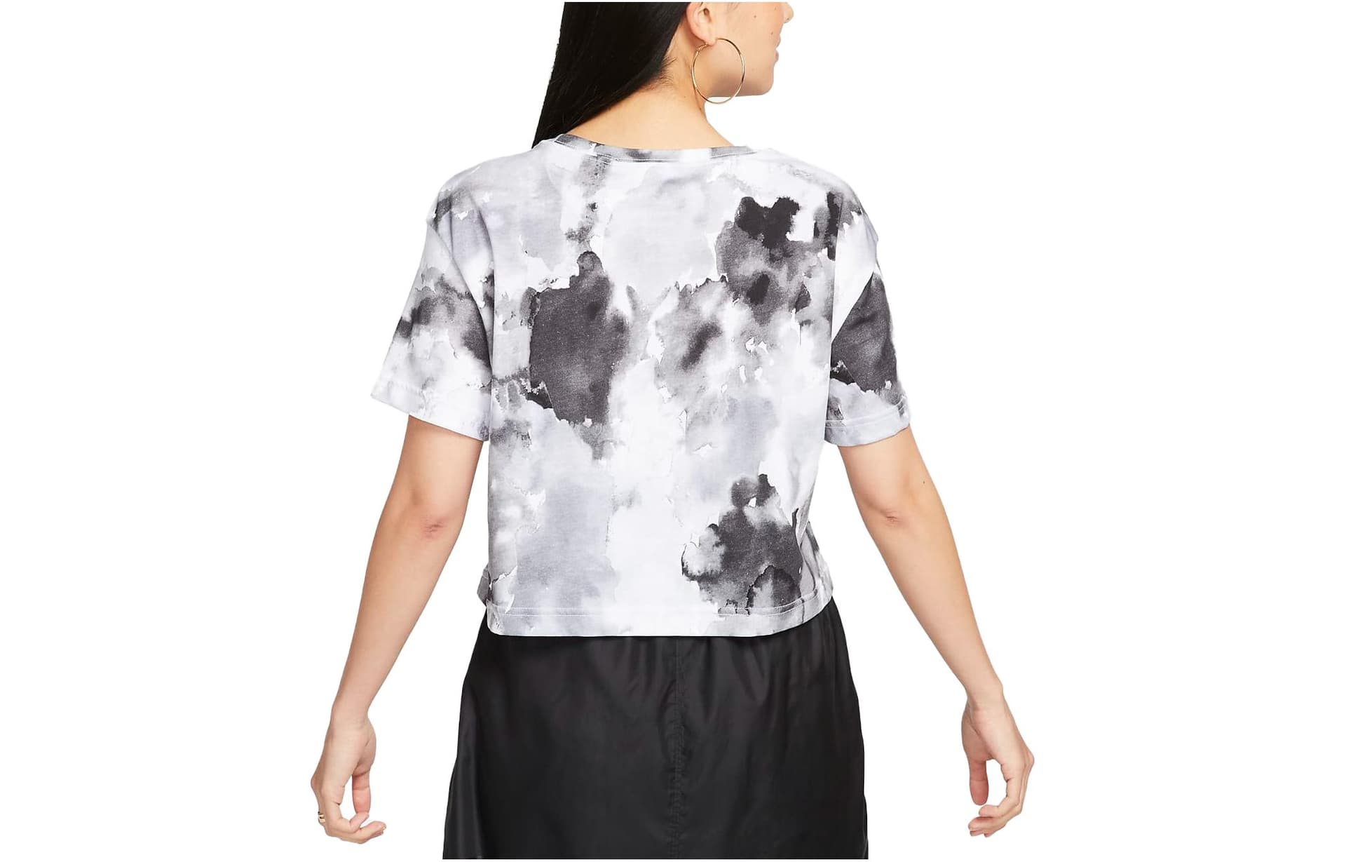 Футболка Nike Sportswear Essentials+ LogoT - изображение 2
