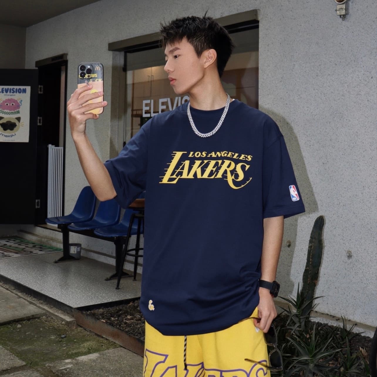 Футболка JACKJONES x NBA LOGOT - изображение 3
