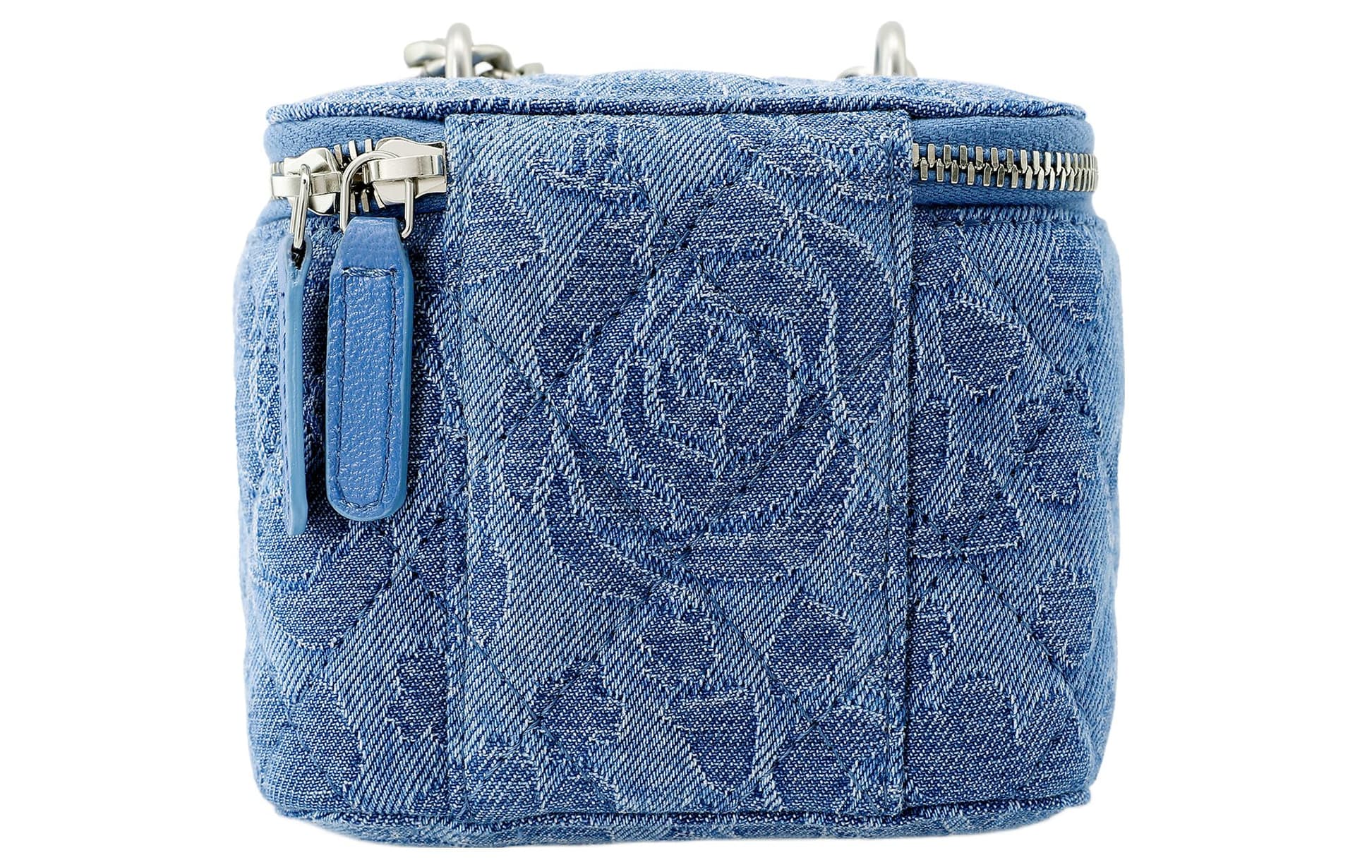 Сумка через плечо CHANEL 23P - изображение 4