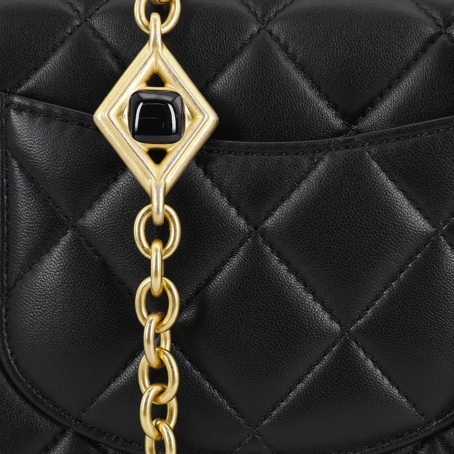 Сумка через плечо CHANEL 23S - изображение 6