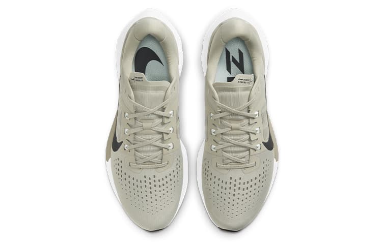 Кроссовки для бега Nike Air Zoom Vomero 15 — фото 4