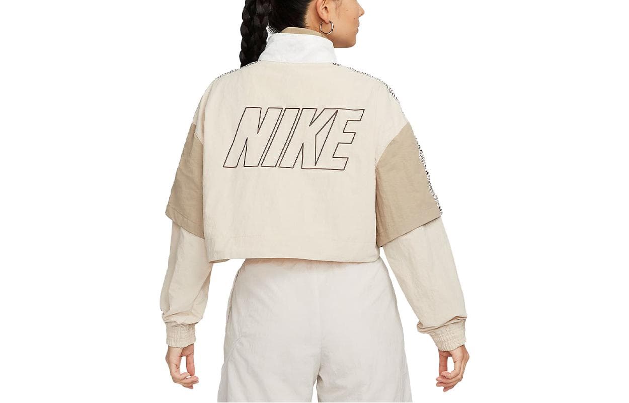 Куртка NIKE Дюнный белый Женские Куртки - изображение 2