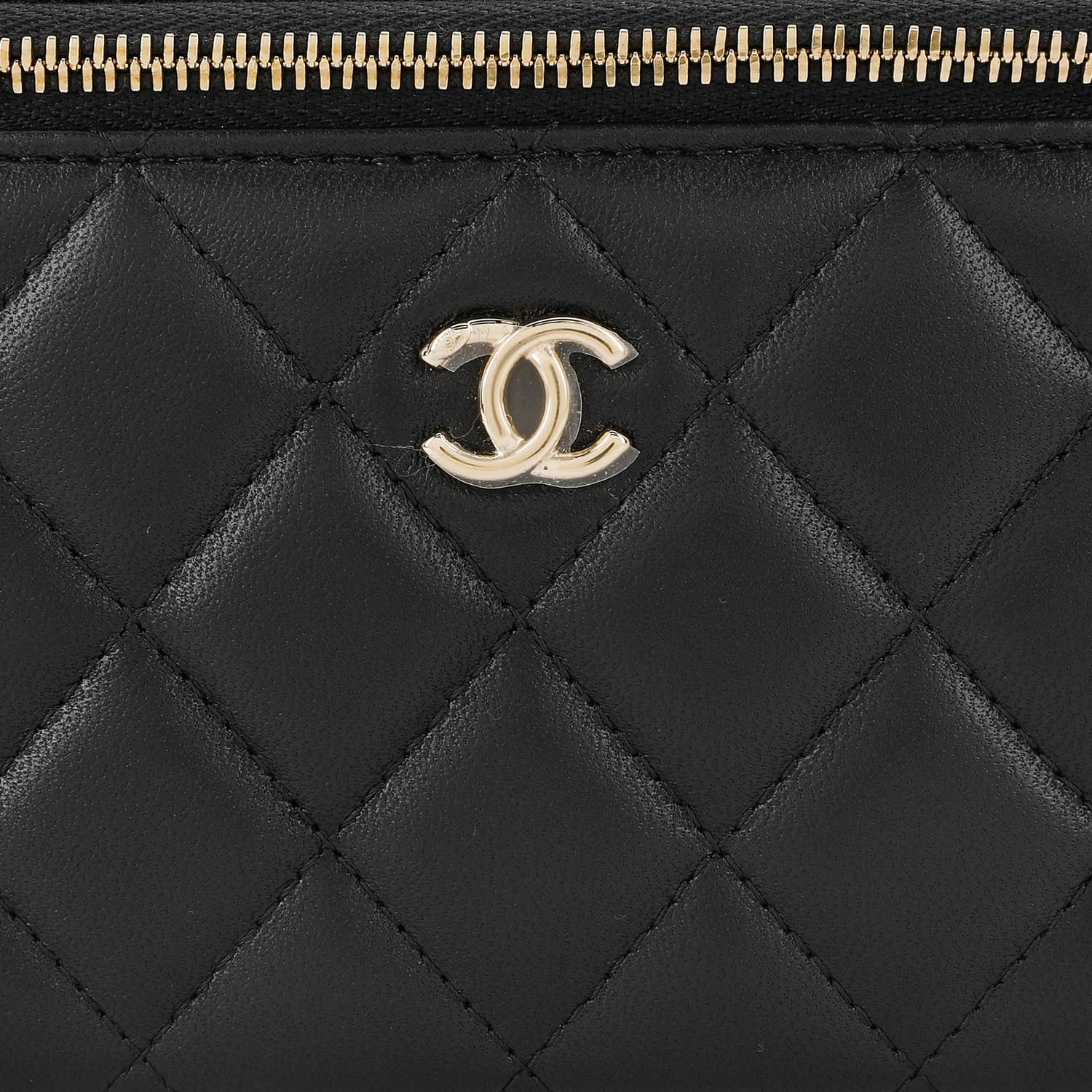 Сумка через плечо CHANEL Football Box Bag Black Adjustable Chain Strap Lambskin - изображение 5