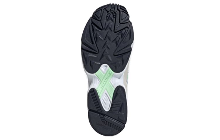 Кроссовки adidas Yung-1 - изображение 4