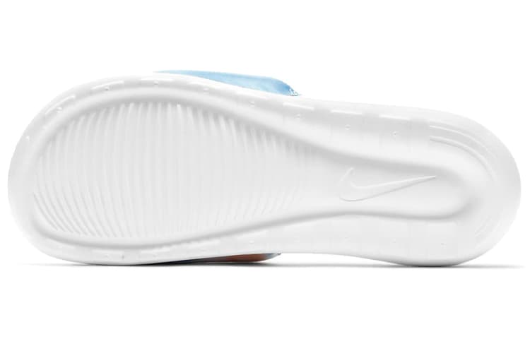 Сандалии Nike Victori One - изображение 4