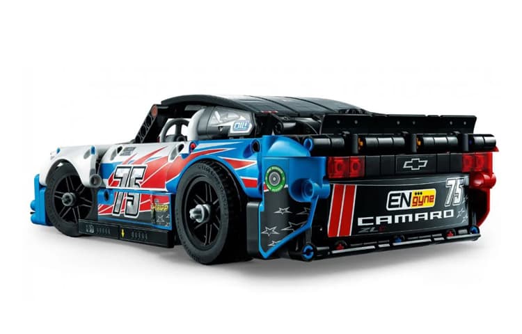 Конструктор LEGO ZL1 NASCAR 42153 - изображение 2