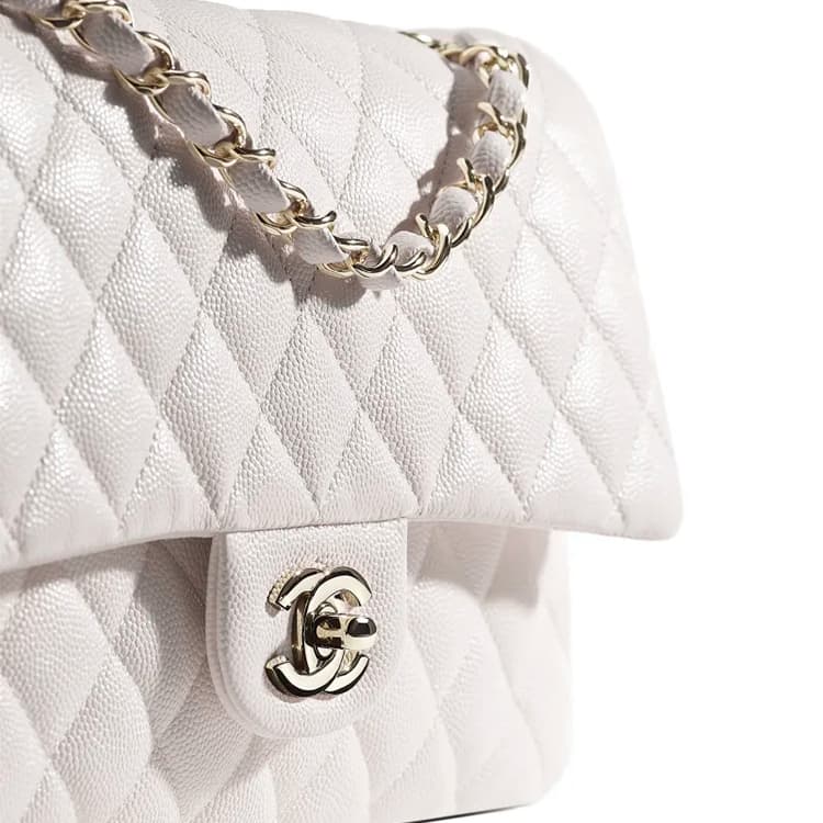 Сумка через плечо Chanel Classic Flap Medium White - изображение 5