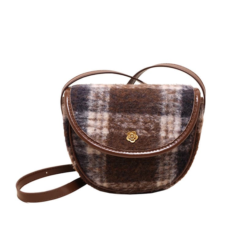 Сумка через плечо NOMK Wool Plaid Saddle Bag - изображение 1
