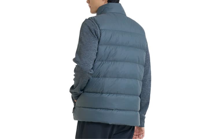 Жилет Under Armour - изображение 2