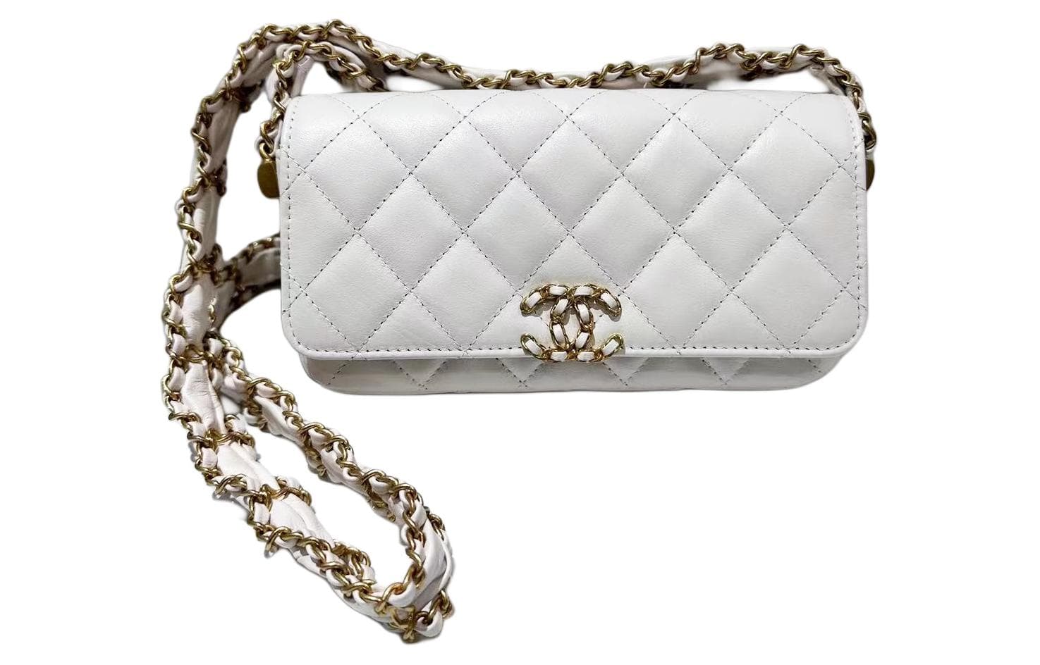 Сумка через плечо CHANEL 23K - изображение 1