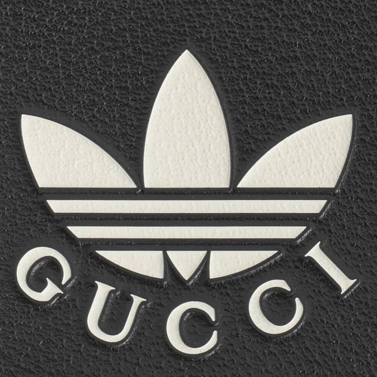 Сумка через плечо Gucci x adidas Leather Phone Bag - изображение 8