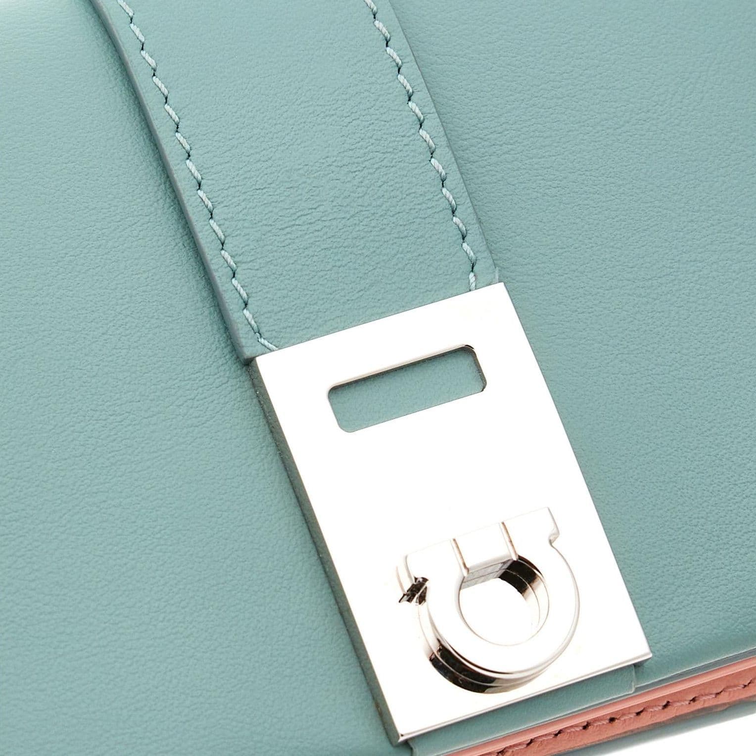 Кошелек FERRAGAMO Hug Gancini - изображение 5