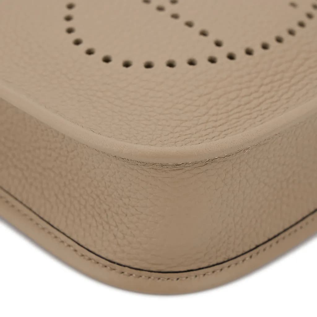 Сумка через плечо Hermes Evelyne 16 Clemence Beige - изображение 13