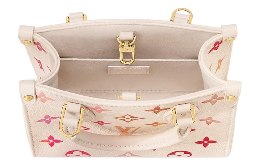 Сумка LOUIS VUITTON ONTHEGO BB - изображение 4