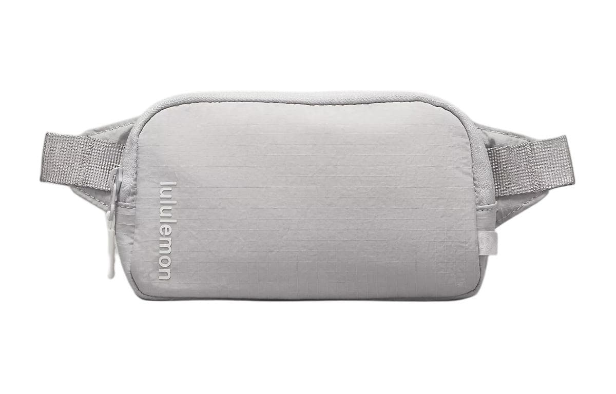 Поясная сумка lululemon 0.7L - изображение 1