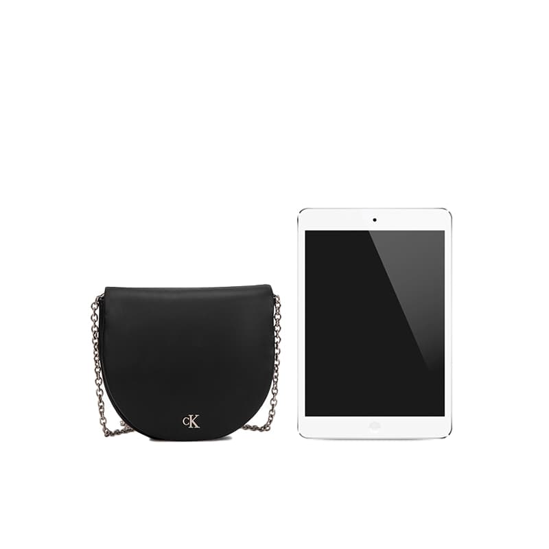 Сумка через плечо Calvin Klein Saddle Bag Space Black - изображение 4