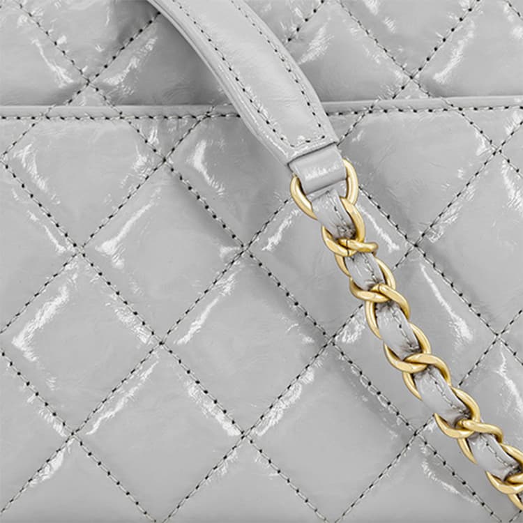 Сумка через плечо CHANEL 23B - изображение 6