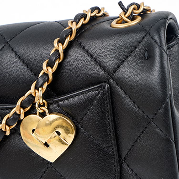 Сумка через плечо CHANEL 22B - изображение 5