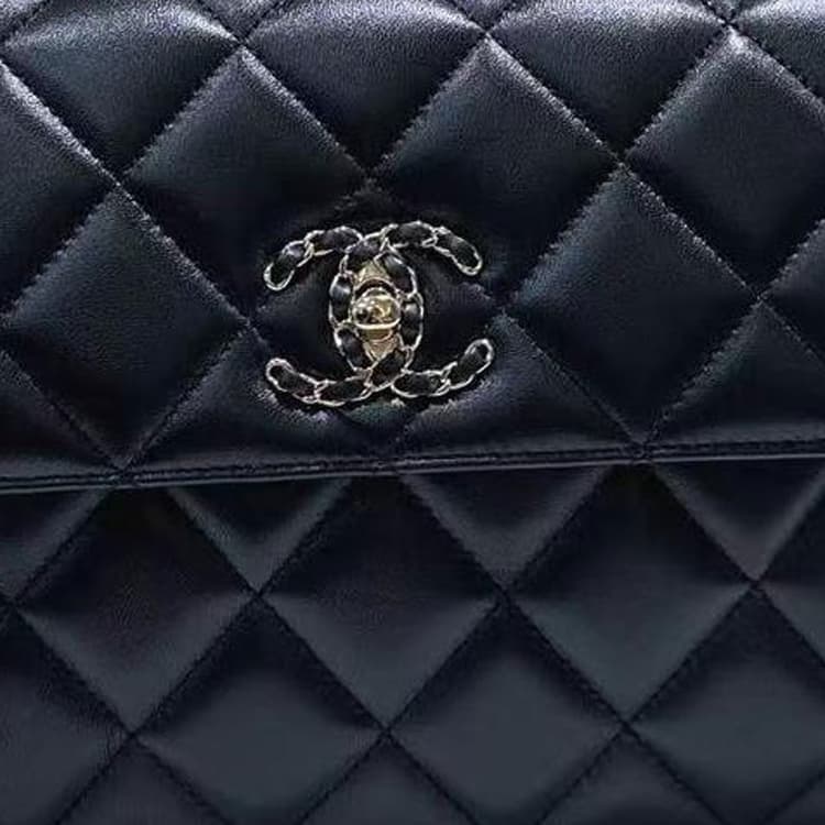 Сумка CHANEL Trendy cc 21S Logo - изображение 4