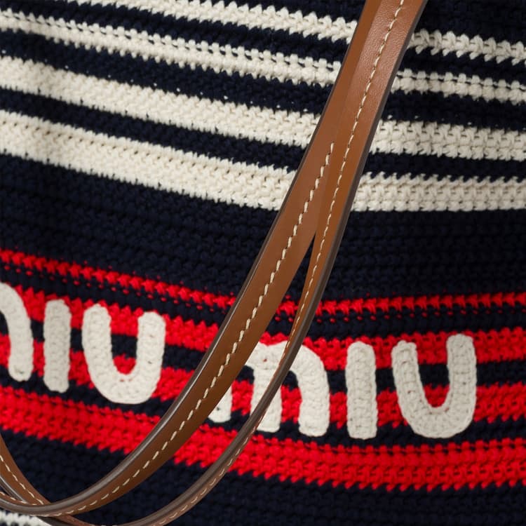 Мини-сумка Miu Miu Embroidered Logo Tote Bag Blue Red White - изображение 8
