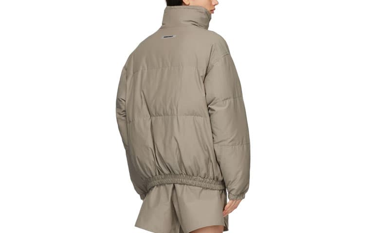 Fear of God Essentials FW21 Nylon Puffer Jacket Cement - изображение 2