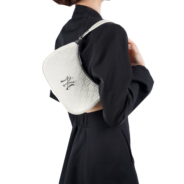 Мини-сумка MLB Monogram NY Yankees Cream White - изображение 3