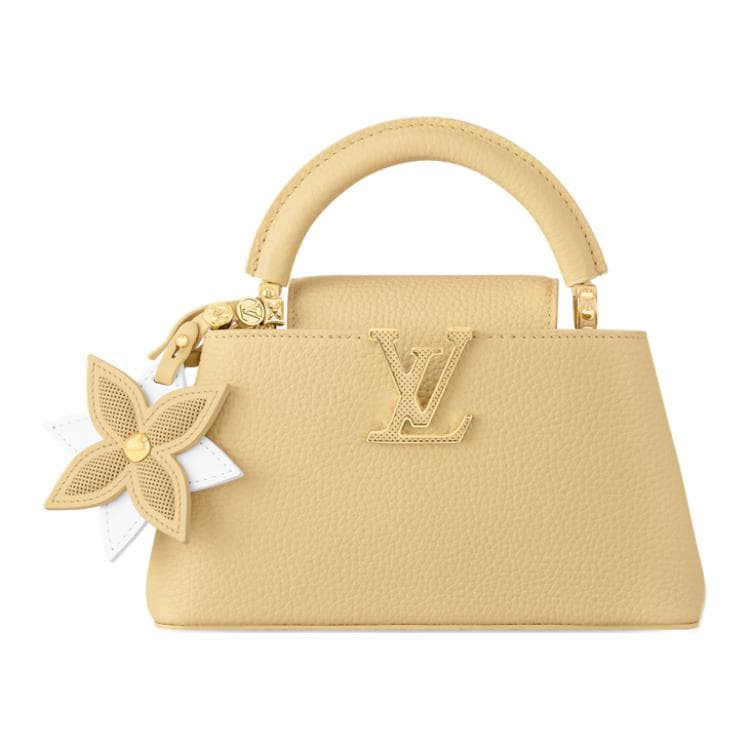 Сумка LOUIS VUITTON Capucines EAST-WEST - изображение 1
