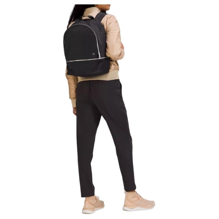 Рюкзак lululemon 20L City Adventurer - изображение 5