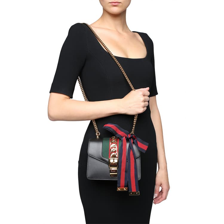 Сумка через плечо Gucci Sylvie Mini Black - изображение 6