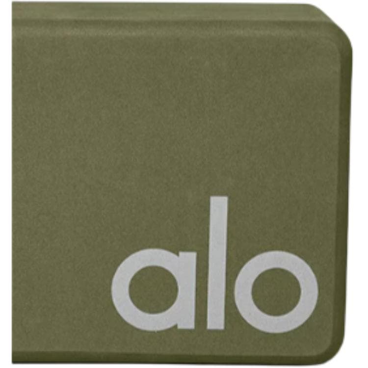 alo yoga EVA 4 x 6 x 9 - изображение 4