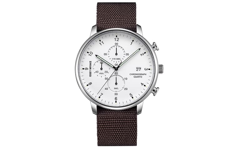 Часы ISSEY MIYAKE 50 42.4mm NYAD006Y-person - изображение 1