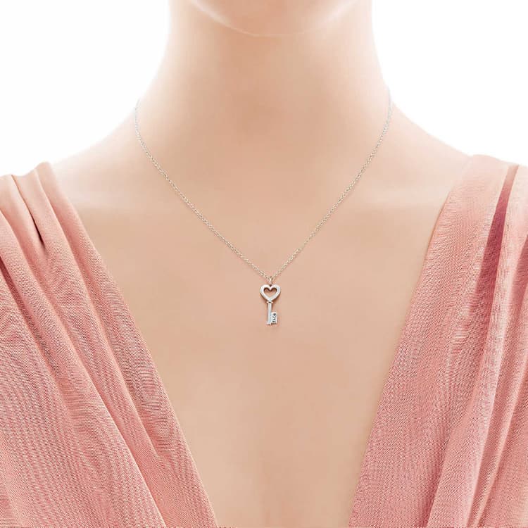 Ожерелье Tiffany & Co. Keys Heart Pendant - изображение 3