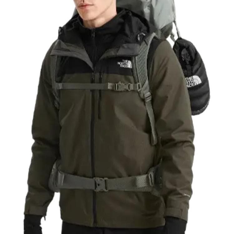 Демисезонная куртка THE NORTH FACE - изображение 2