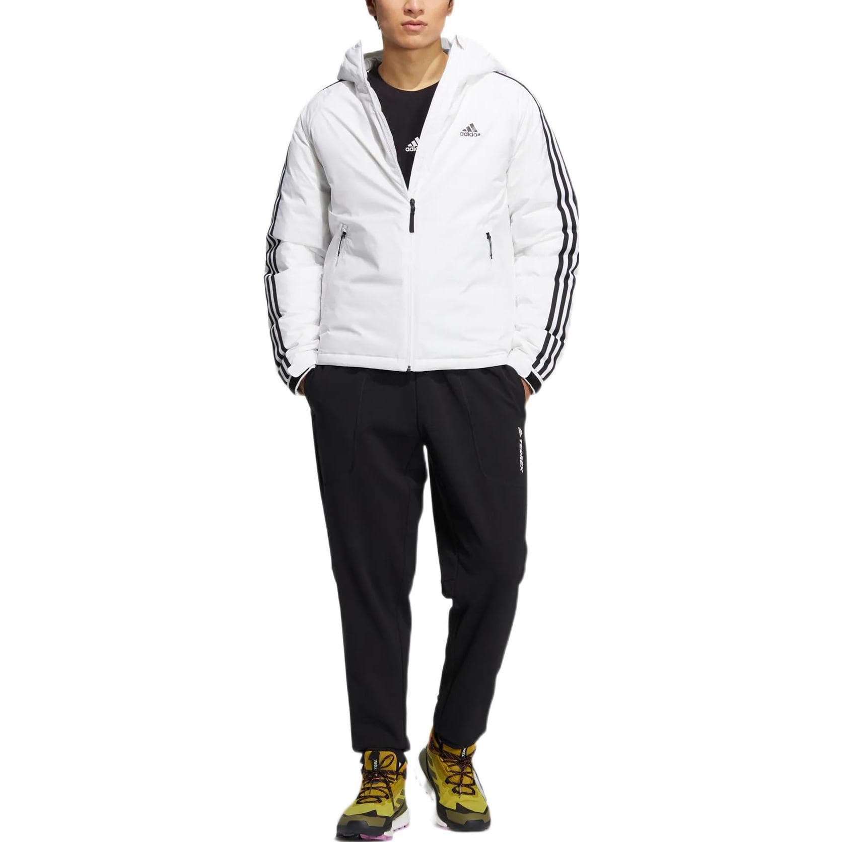 Зимняя куртка adidas - изображение 3