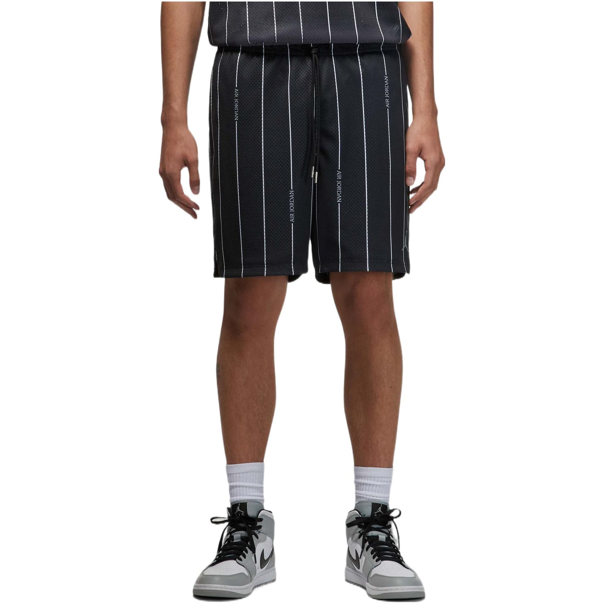 Шорты Jordan Essentials Black Shorts - изображение 4
