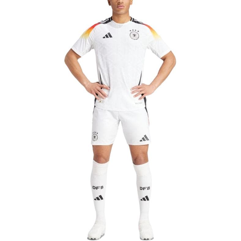 Футболка adidas 2024 LogoT - изображение 3