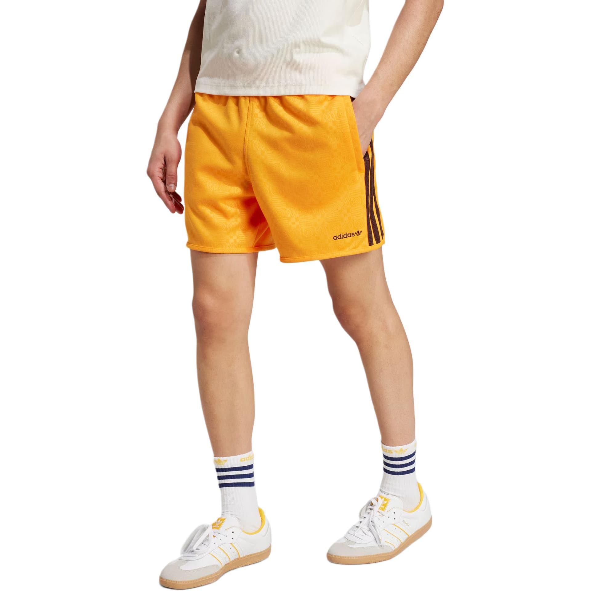 Шорты adidas - изображение 2
