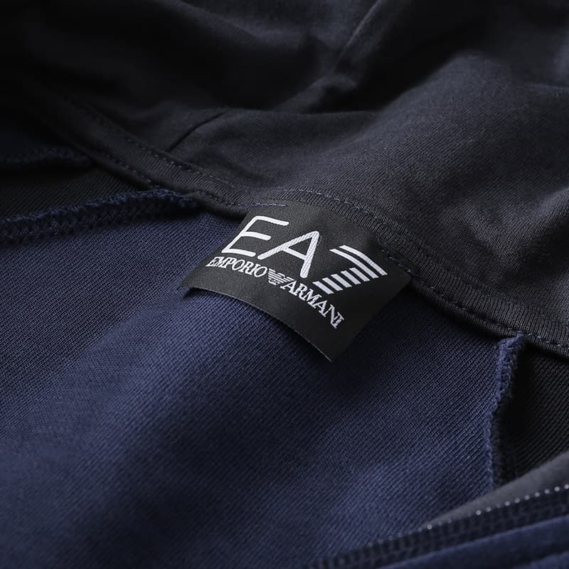 Куртка EMPORIO ARMANI FW23 EA7 Logo - изображение 5