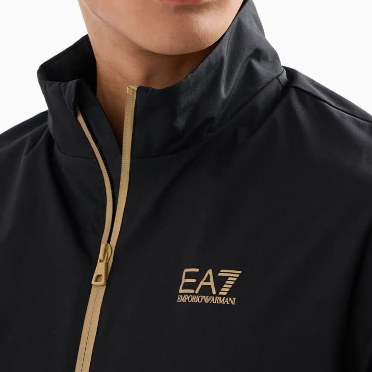 Зимняя куртка пуховик EMPORIO ARMANI EA7 FW24 Хлопковый пуховик Мужской Черный - изображение 5
